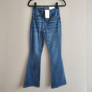 YMI NWT Women's High Rise Waist Flare‎ Jeans in Dark Blue Indigo Size 25 or 1